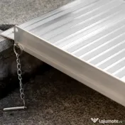 HOMCOM Rampe Mobile pentru Scaune cu Roți și Scutere, Pliabilă, Antiderapantă, Aliaj, Capacitate 272kg, 183x72x5cm, Silver | Aosom Romania 