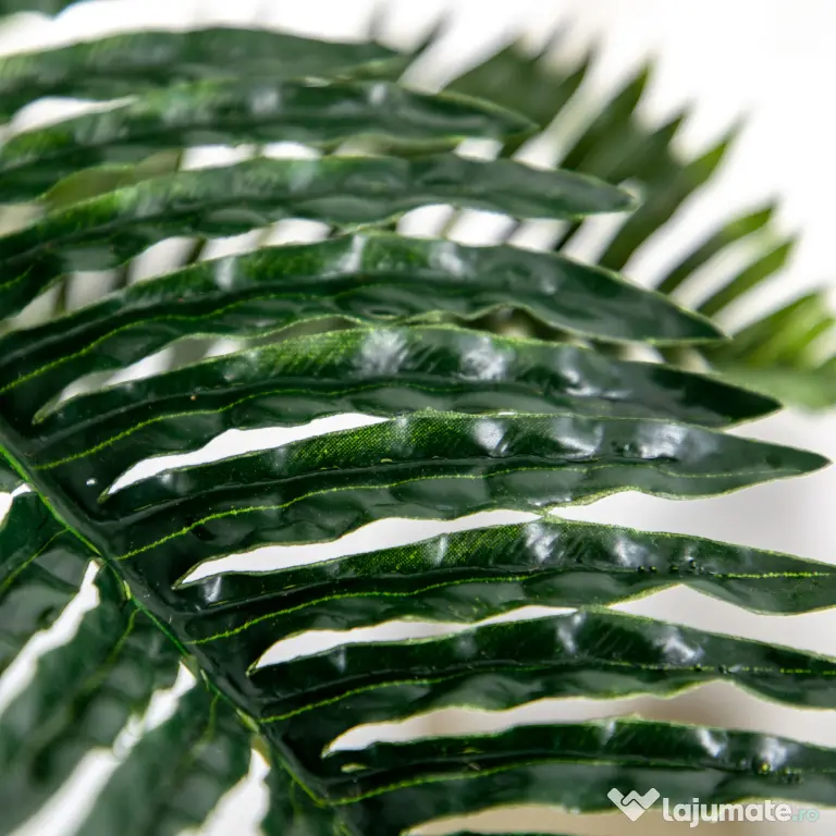 HOMCOM Plantă Artificială de Palmă cu 18 Frunze și Vas Inclus pentru Interior, Înălțime 85 cm, Verde | Aosom Romania