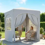 Outsunny Gazebo Pliabil 2 x 2 m, Pavilion de Grădină Portabil UPF50+ cu 4 Pereți Laterali, Înălțime Reglabilă, Geantă de Transport pentru Petreceri, Evenimente, Camping, Gri Deschis | Aosom Romania 