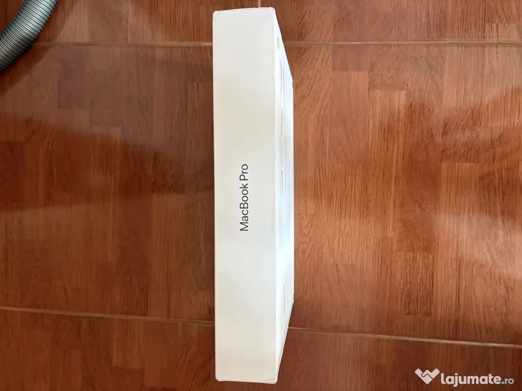 MacBook Pro 14” M4 Pro 24GB / 1 TB – Ca nou