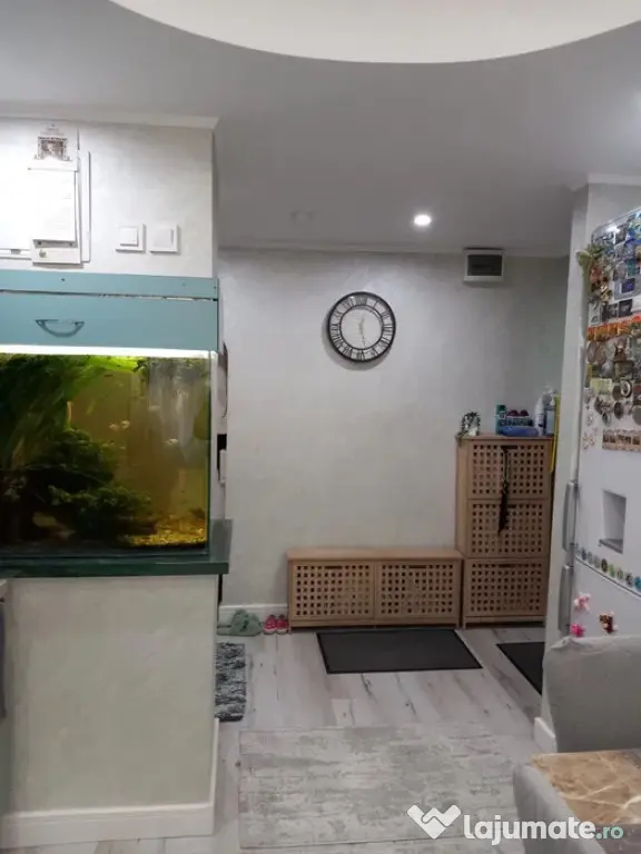 Apartament Cu 3 Camere Decomandate Etaj 1 Zona Burdujeni