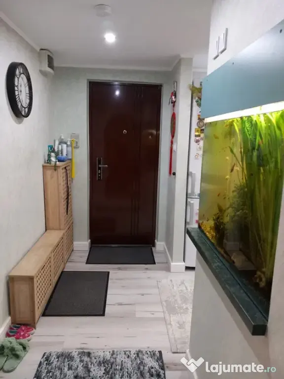 Apartament Cu 3 Camere Decomandate Etaj 1 Zona Burdujeni