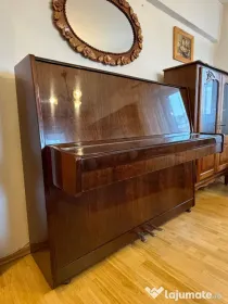 Pianina Nocturno, de vanzare