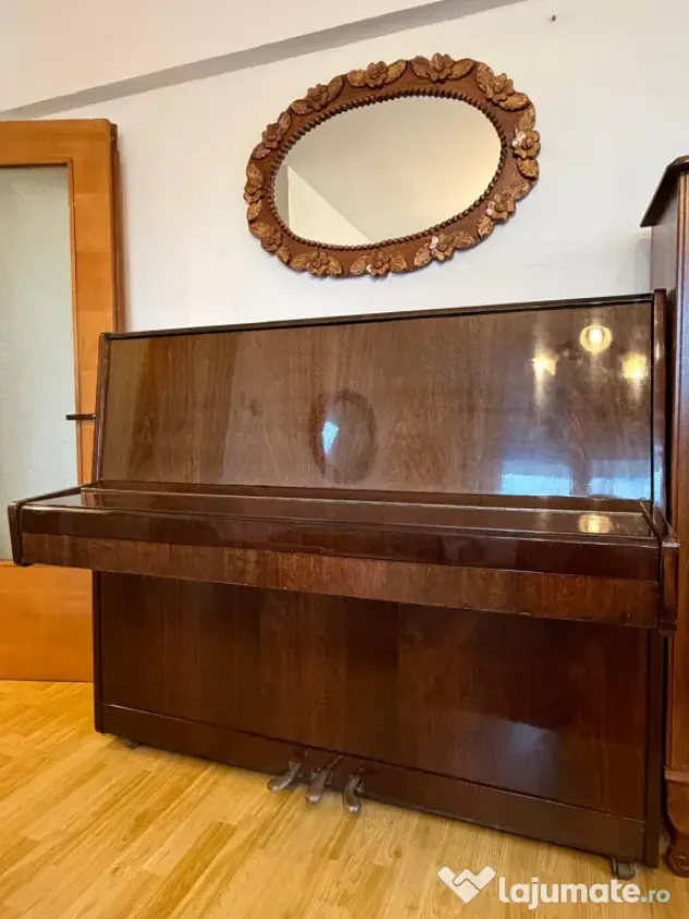 Pianina Nocturno, de vanzare