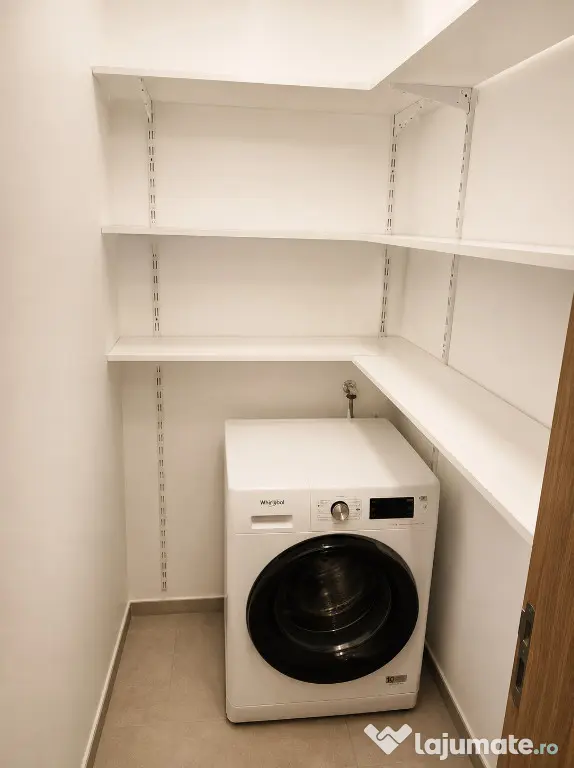 Kasper Coresi | 2 Camere Decomandat | Etaj 1 | Terasă 16 mp | Boxă