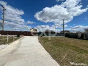 Casa parter + anexa cu 880 mp teren in Brosteni Dambovita