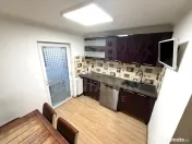 Apartament 3 camere si 2 bai Rovine decomandat 67mp an1985