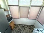 Apartament 3 camere si 2 bai Rovine decomandat 67mp an1985