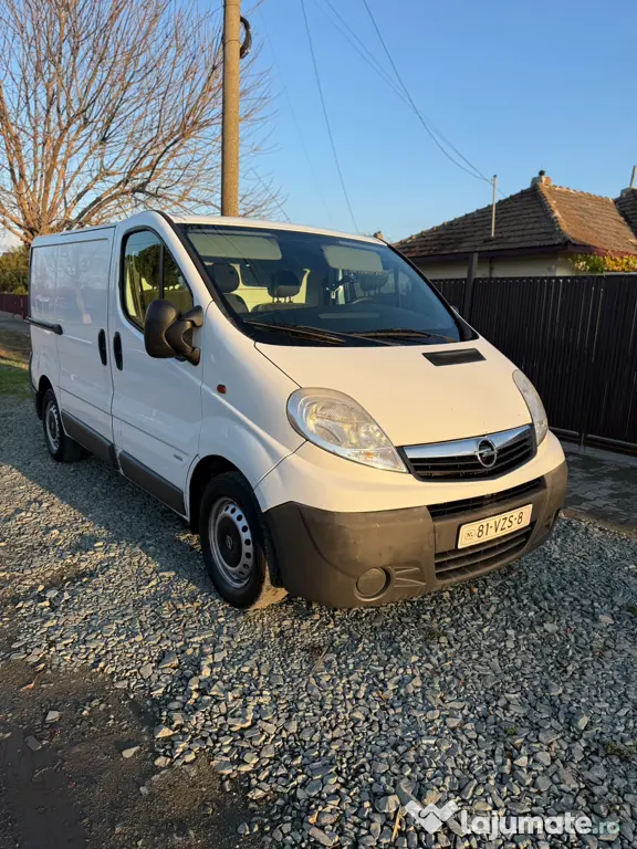 Vând Opel Vivaro 2.0CDTI