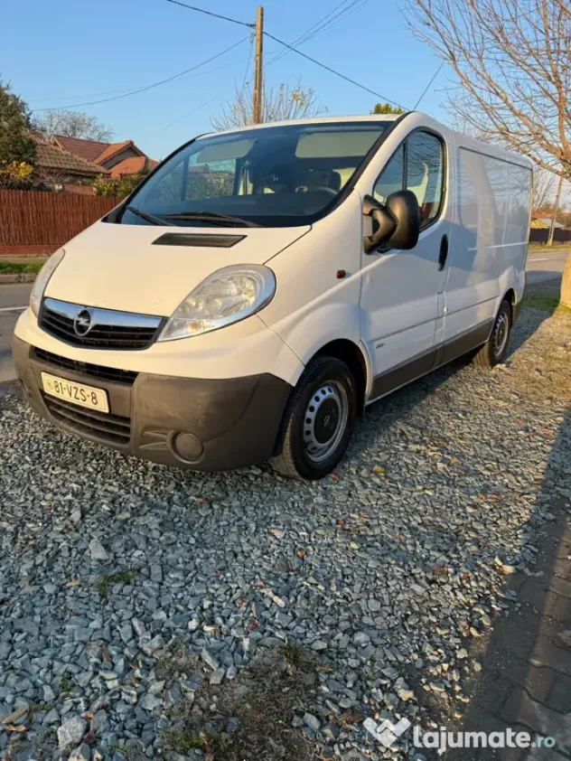 Vând Opel Vivaro 2.0CDTI