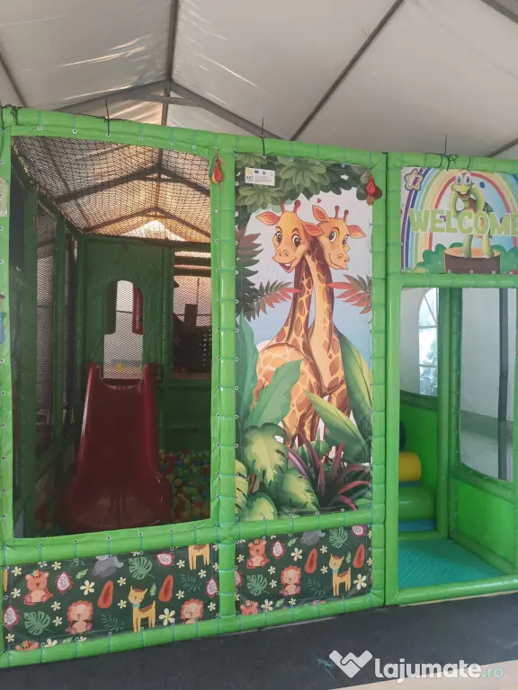 Vand loc de joaca modular si castel gonflabil