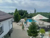 Proprietate Exclusivă cu Piscină, Foișor și Livadă | 1