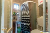 FILM! Casa cu sura, pivnita, balta cu pesti, 2.280 mp teren 