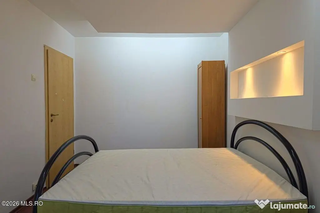 Bulevardul Cetatii - Apartament 4 Camere, Etaj 1, Central...