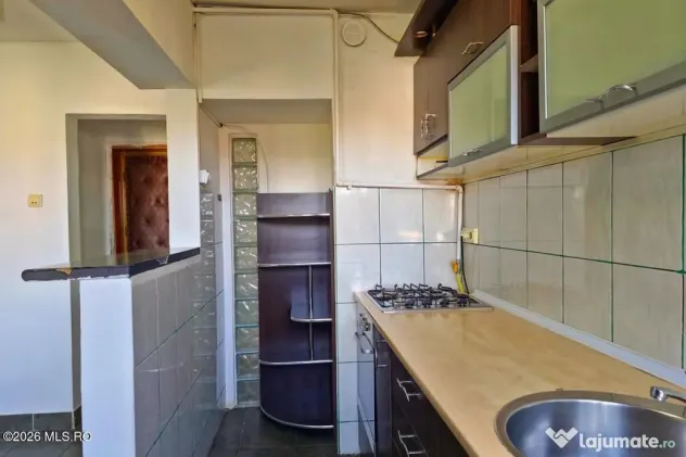 Bulevardul Cetatii - Apartament 4 Camere, Etaj 1, Central...