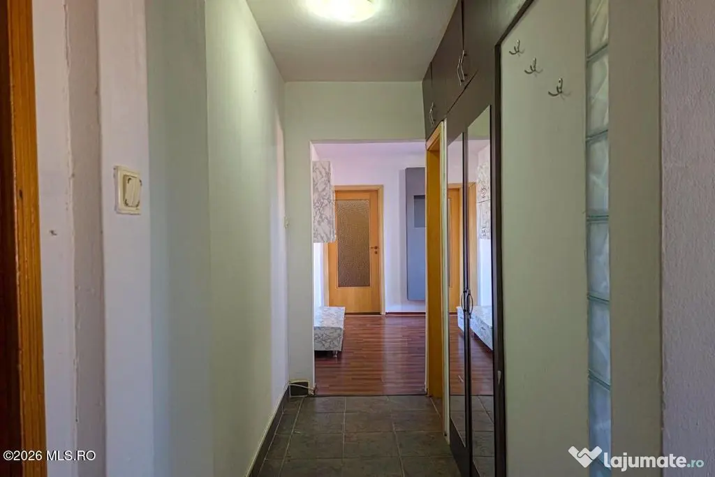 Bulevardul Cetatii - Apartament 4 Camere, Etaj 1, Central...