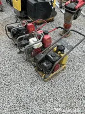 Închiriez motocultor cu freza pe spate, motoburghiu , motocultor ,tăvălug gazon 