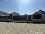 Teren imprejmuit + gard intre case zona Magic Trivale 