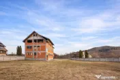 La 2 min de Campulung Muscel – 344 mp utili+ teren 4.56... 
