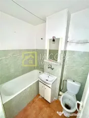 Apartament 3 camere, str. Milcov, Bacau 