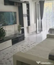 Apartament decomandat, mobilat, et 1, parcare, zona Porii 