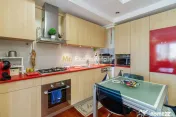 Apartament 3 camere -Cosmopolis Faza 1 cu parcare disponi... 