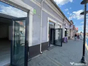 Oportunitate Premium în Aleșd | 3 Spații Comerciale Ultr 