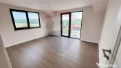 Casă / Vilă cu 4 camere de vânzare 