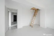 Apartament cu 2 camere - Pod ce poate fi transformat in biro 