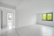 Apartament cu 2 camere - Pod ce poate fi transformat in biro 