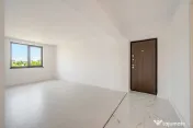 Apartament cu 2 camere - Pod ce poate fi transformat in biro 