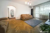 Loc de parcare, vedere parc Gh. Petrascu,etaj 1/4,bloc reabi 