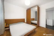 Loc de parcare, vedere parc Gh. Petrascu,etaj 1/4,bloc reabi 
