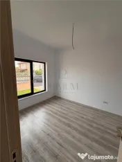 DUPLEX SUPERB, GATA DE MUTAT, MOSNITA NOUA, 12OMP UTILI. 