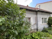 Casă cu teren de 600 mp de vânzare în zona centrală