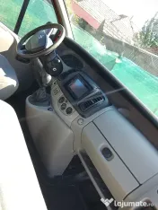 Vând Nissan Primastar
