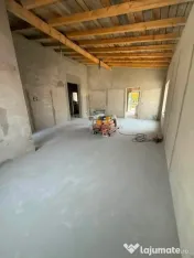 Casa 130 mp utili, teren 800 mp, hala 40 mp si vulcanizare | 