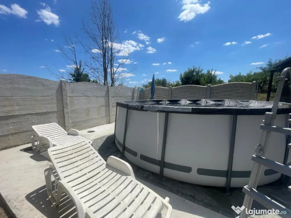 Casa 130 mp utili, teren 800 mp, hala 40 mp si vulcanizare |