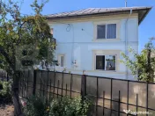 Văcărești: casă P+1, teren 582mp, 84.000€ 