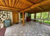 Oază de liniște , cabană cu pescărie și natură 