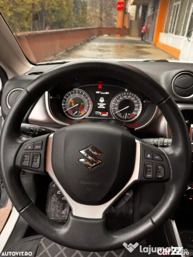 Suzuki Vitara Hybrid 2021 1.4 BoosterJet Turbo 129 CP 40.000 km reali Istoric co