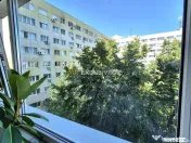 Apartament 3 camere - metrou 1 Dec. 