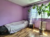 Apartament 3 camere - metrou 1 Dec.