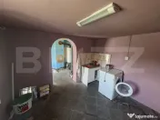 Casa cu anexa de vanzare,zona Micula 