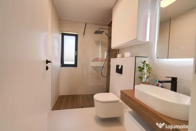 Casa de inchiriat, 5 camere, Jucu de Mijloc