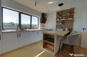 Casa de inchiriat, 5 camere, Jucu de Mijloc 