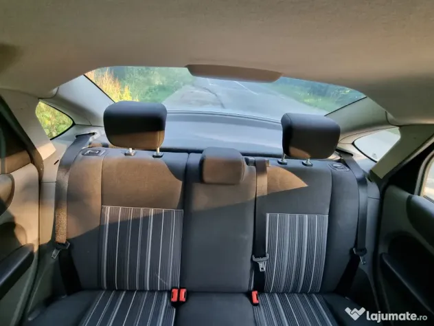 Ford Focus Sedan 2008 | 1.6 Benzină | 174.000 km REALI | Acte valabile 2027 |