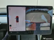 Tesla model 3 foarte frumoasa
