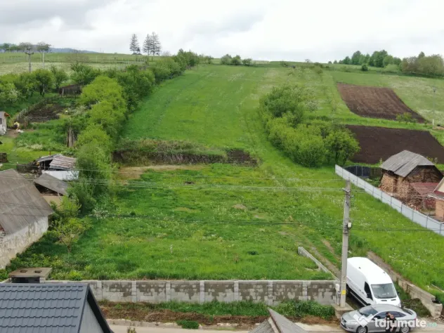 Teren intravilan 5.000 mp | Gaz + curent trifazic | Valea Arini – Bălțătești