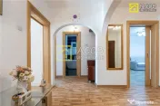 Apartament 3 camere decomandate, central,str. 9 Mai Bacau